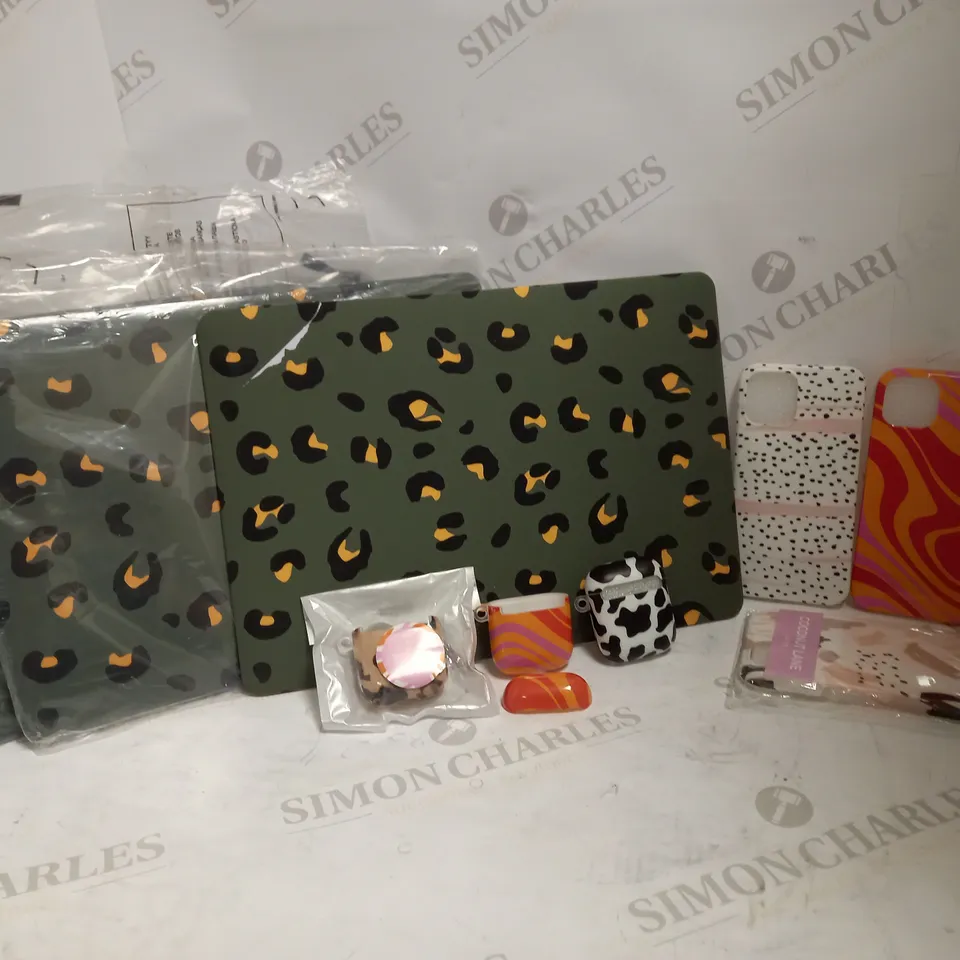 LOT OF 9 COCONUT LANE MACBOOK AIR 13", IPHONE 13 & AIRPOD CASES