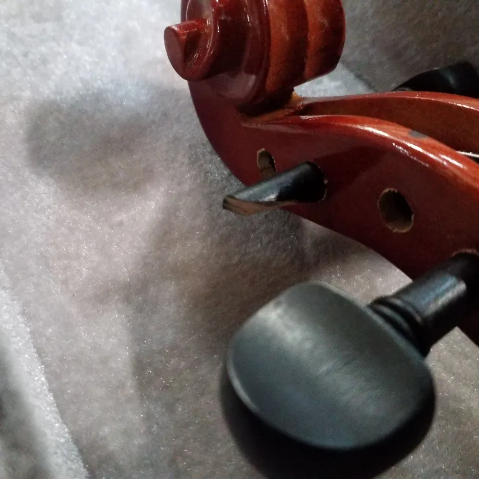 BOXED VIOLIN WITH CASE