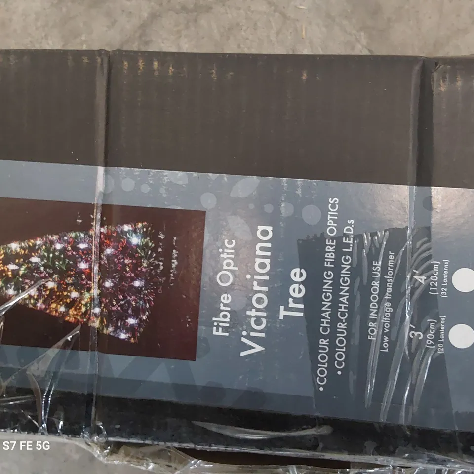 BOXED VICTORIANA FIBRE OPTIC CHRISTMAS TREE 