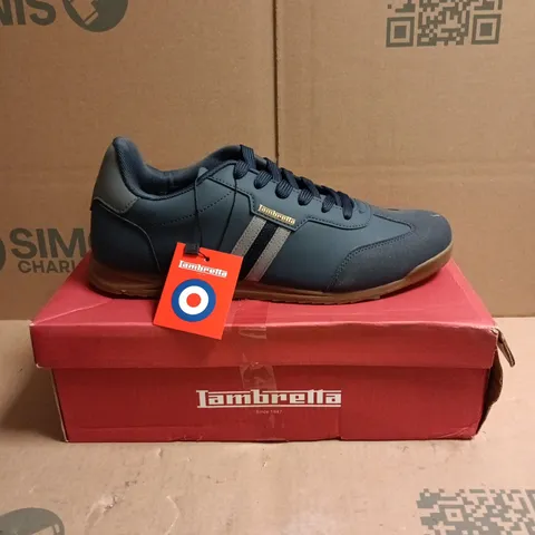 LAMBRETTA TACKLE TRAINERS – NAVY/CHARCOAL – UK 10 (EU 44)
