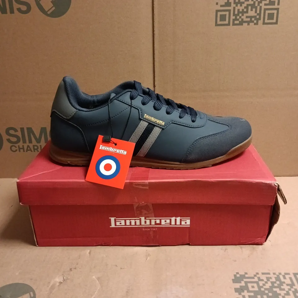 LAMBRETTA TACKLE TRAINERS – NAVY/CHARCOAL – UK 10 (EU 44)