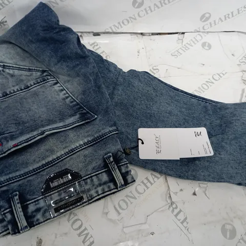 BLUE NEUTRON JEANS EASY FASHION LTD CUFFED BOTTOMS 