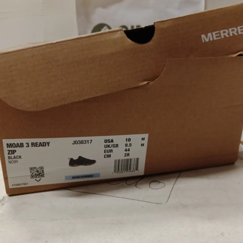 BOXED MERRELL MOAB 3 READY ZIP MENS WALKING SHOES – UK 9.5 (US 10) – BLACK