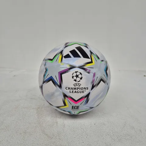 UEFA CHAMPIONS LEAGUE MATCH BALL REPLICA - SIZE 5