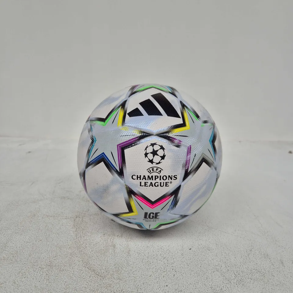 UEFA CHAMPIONS LEAGUE MATCH BALL REPLICA - SIZE 5