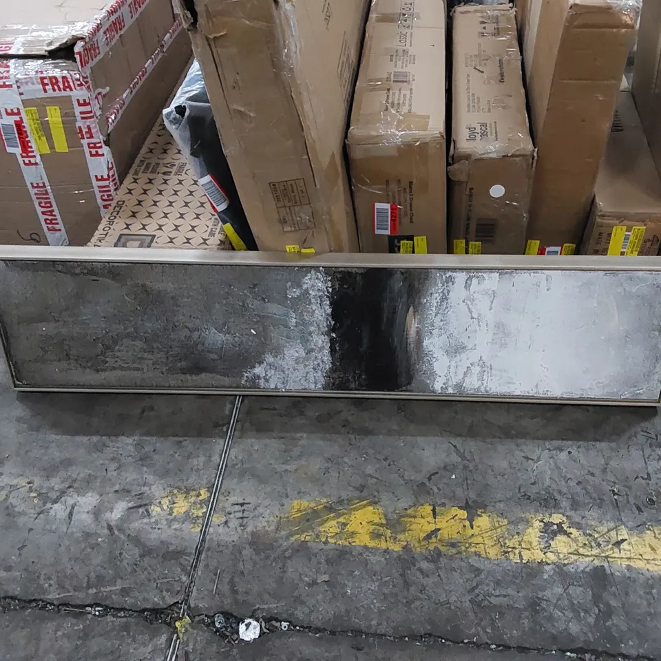 BOXED FLOATER FRAME PAINTING 