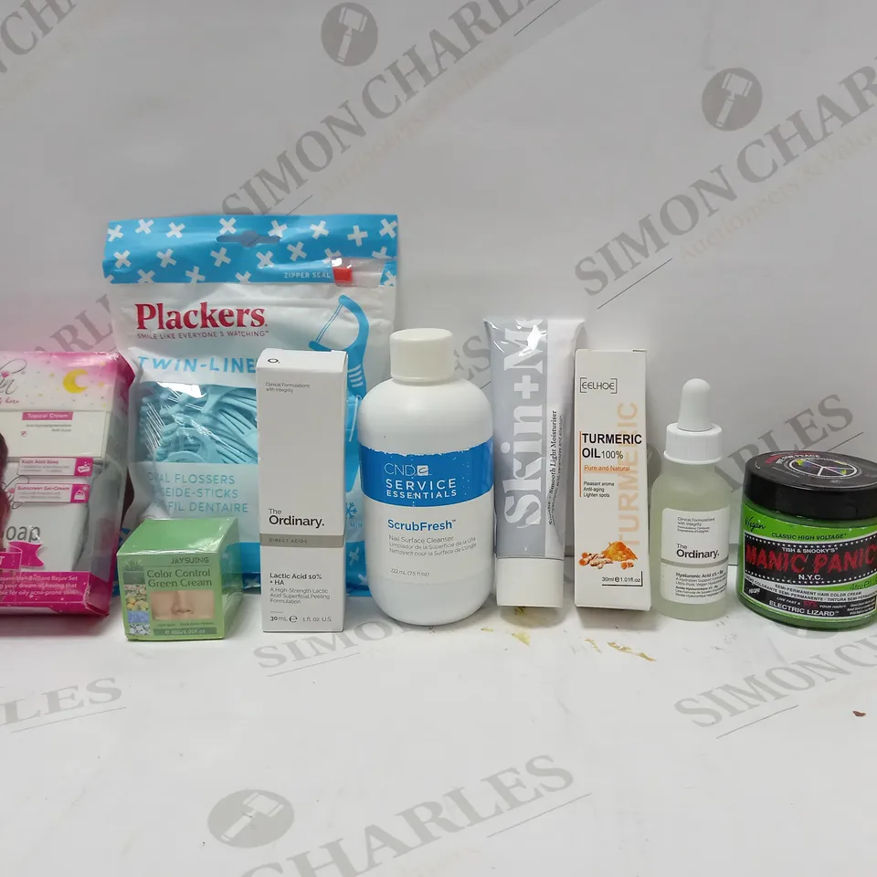 LOT OF APPROX 10 ASSORTED BEAUTY ITEMS TO INCLUDE THE ORDINARY LACTIC ACID, CND SCRUB FRESH NAIL CLEANSER, SKIN+M MOISTURISER, ETC