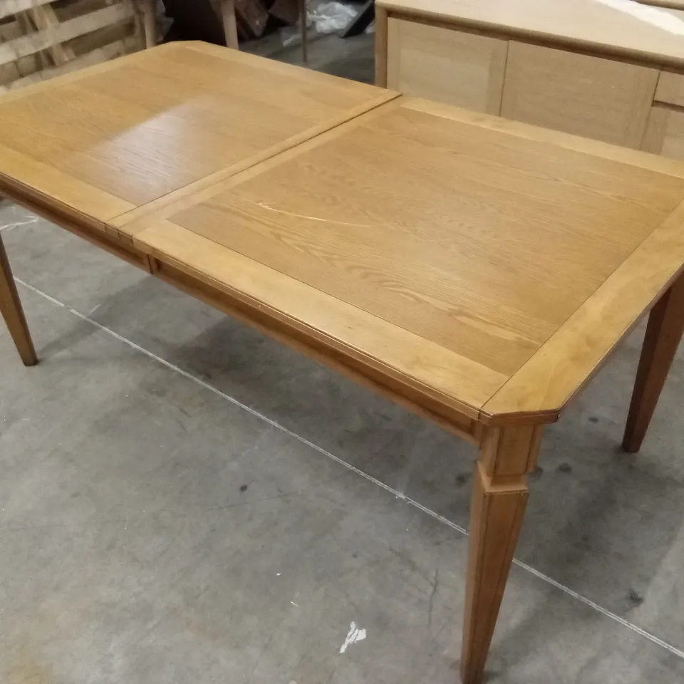 QUALITY DESIGNER SOPHIA OAK 6-8 EXTENSION TABLE