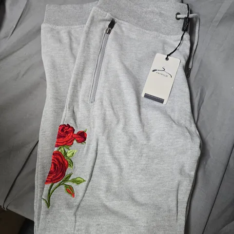 GREY SWEATPANTS WITH ROSE EMBROIDERY – WOMEN'S CASUAL WEAR