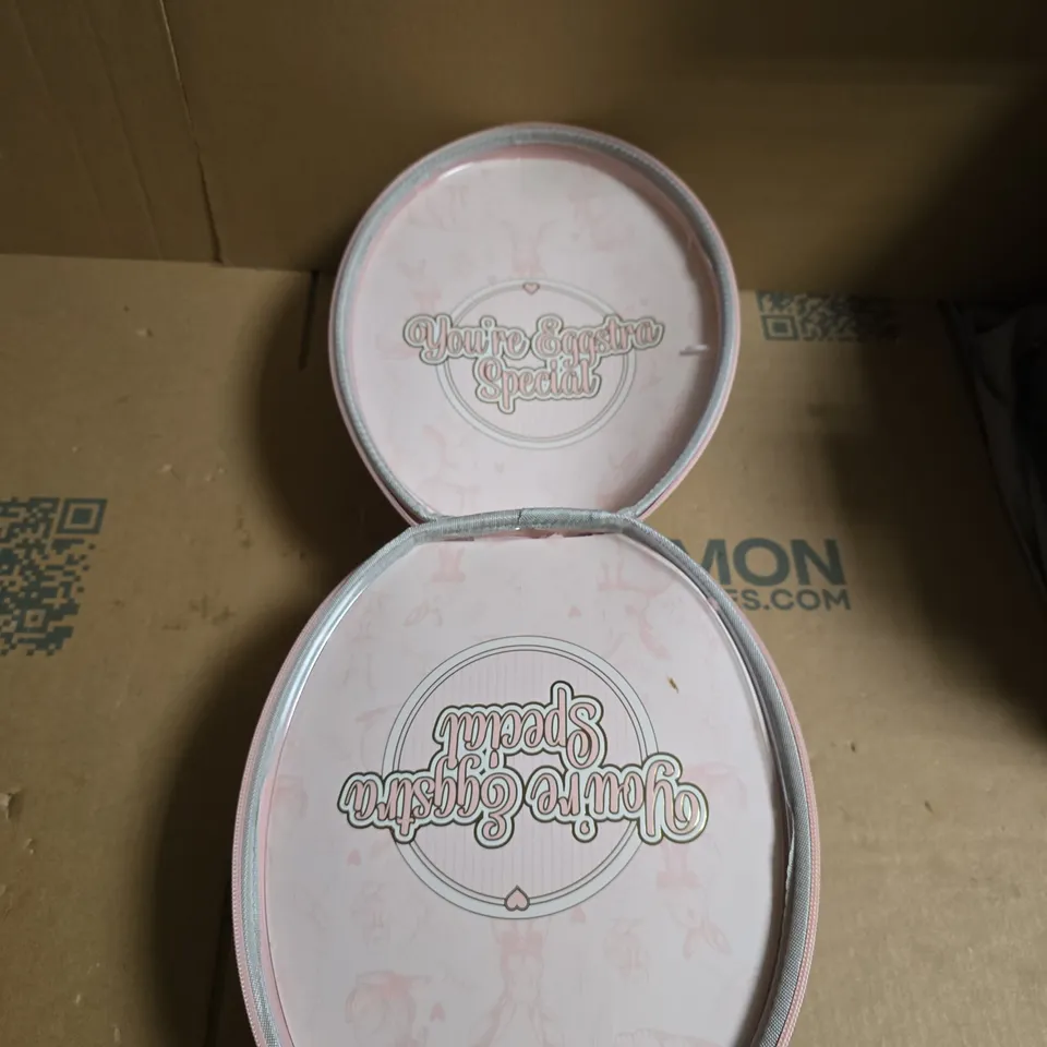 PLOUISE EASTER EGG BEAUTY GIFT SET