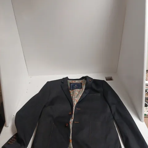 HOUSE OF CAVANI HERITAGE COLLECTION SLIM FIT NAVY BLAZER – UK 42 (EU 52)