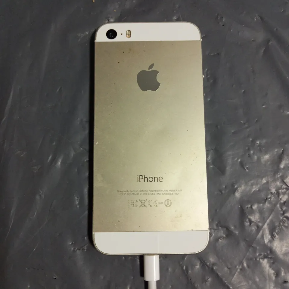 APPLE IPHONE 5S A1457 IN WHITE/GOLD
