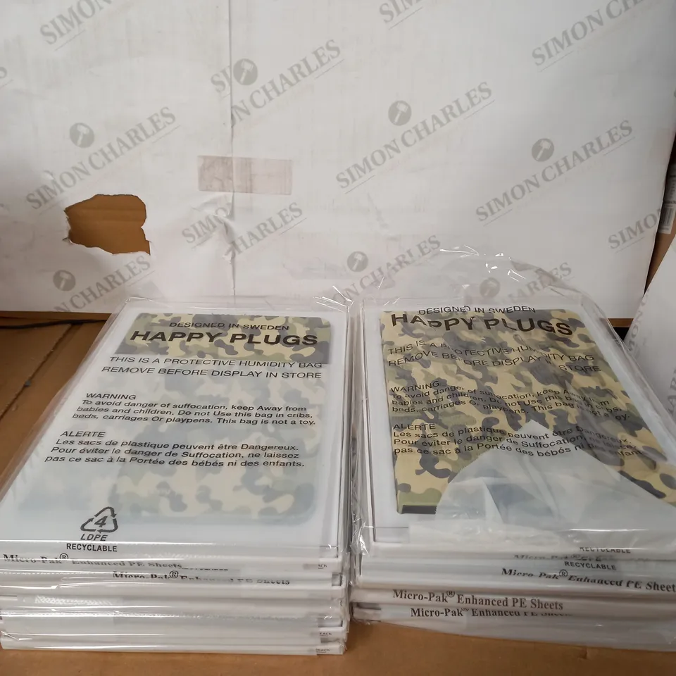 LOT OF 10 HAPPY PLUGS IPAD AIR BOOK CASES - CAMO
