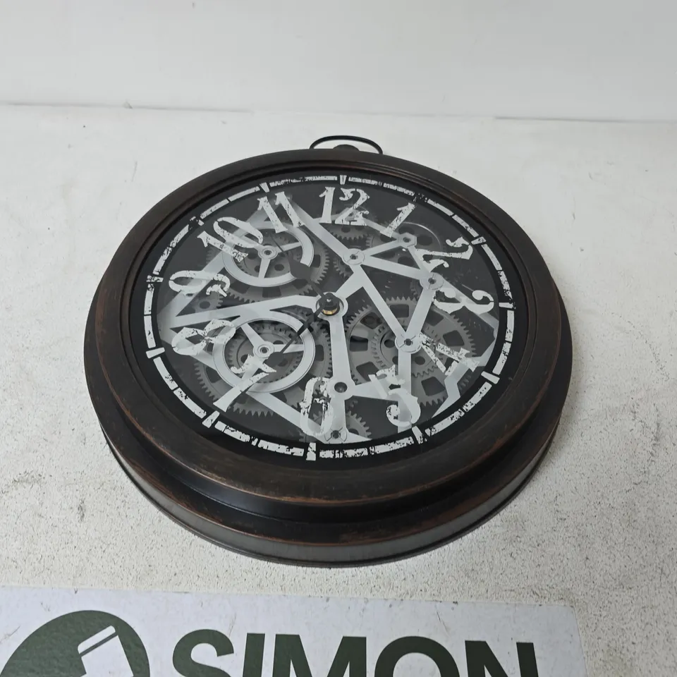 ROUND SKELETON GEAR WALL CLOCK