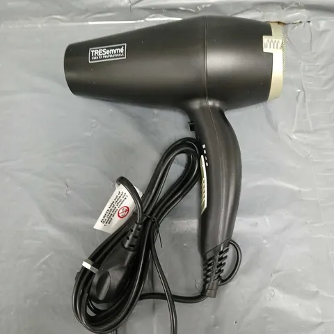 TRESEMME VOLUME AND LIFT DIFFUSER DRYER 2200
