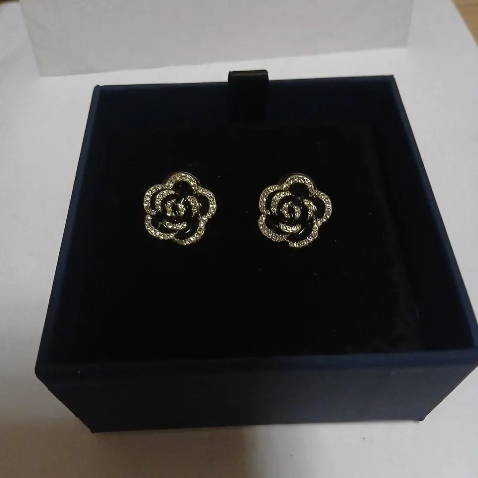 BUTLER & WILSON CRYSTAL ROSE EARRINGS 