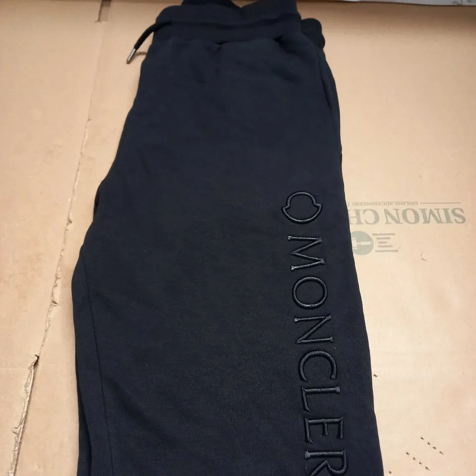 MENS MONCLER TRACKSUIT BOTTOMS SIZE UNSPECIFIED