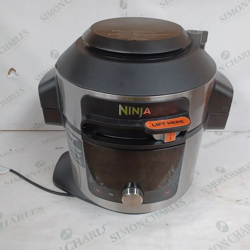 NINJA FOODI SMARTLID 7.5L MULTI COOKER & AIR FRYER