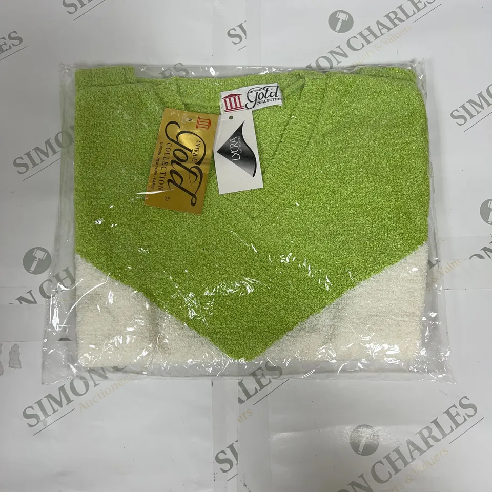 55 AS NEW BAGGED V-NECK LYCRA CHEVRON T-SHIRTS IN LIME IN VARIOUS SIZES 