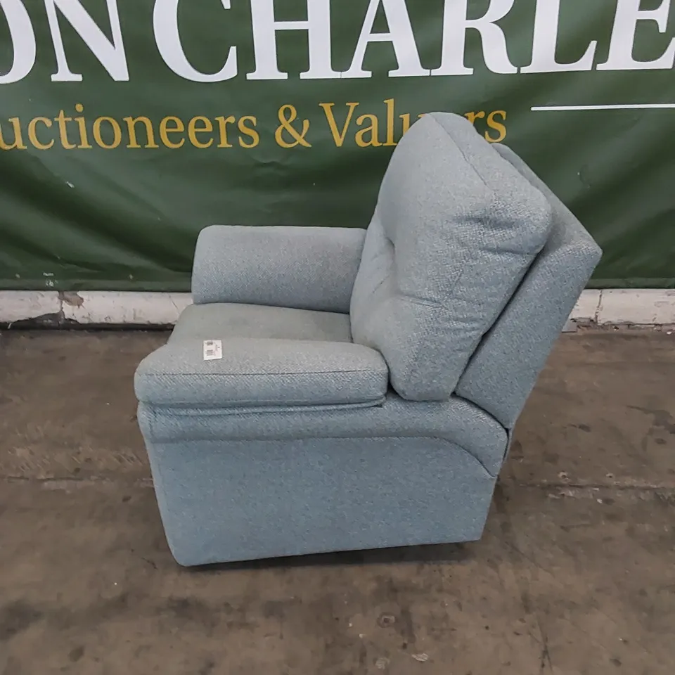 QUALITY G PLAN DESIGNER SEATTLE MAN RECLINER CHAIR IN GALENA JADE FABRIC