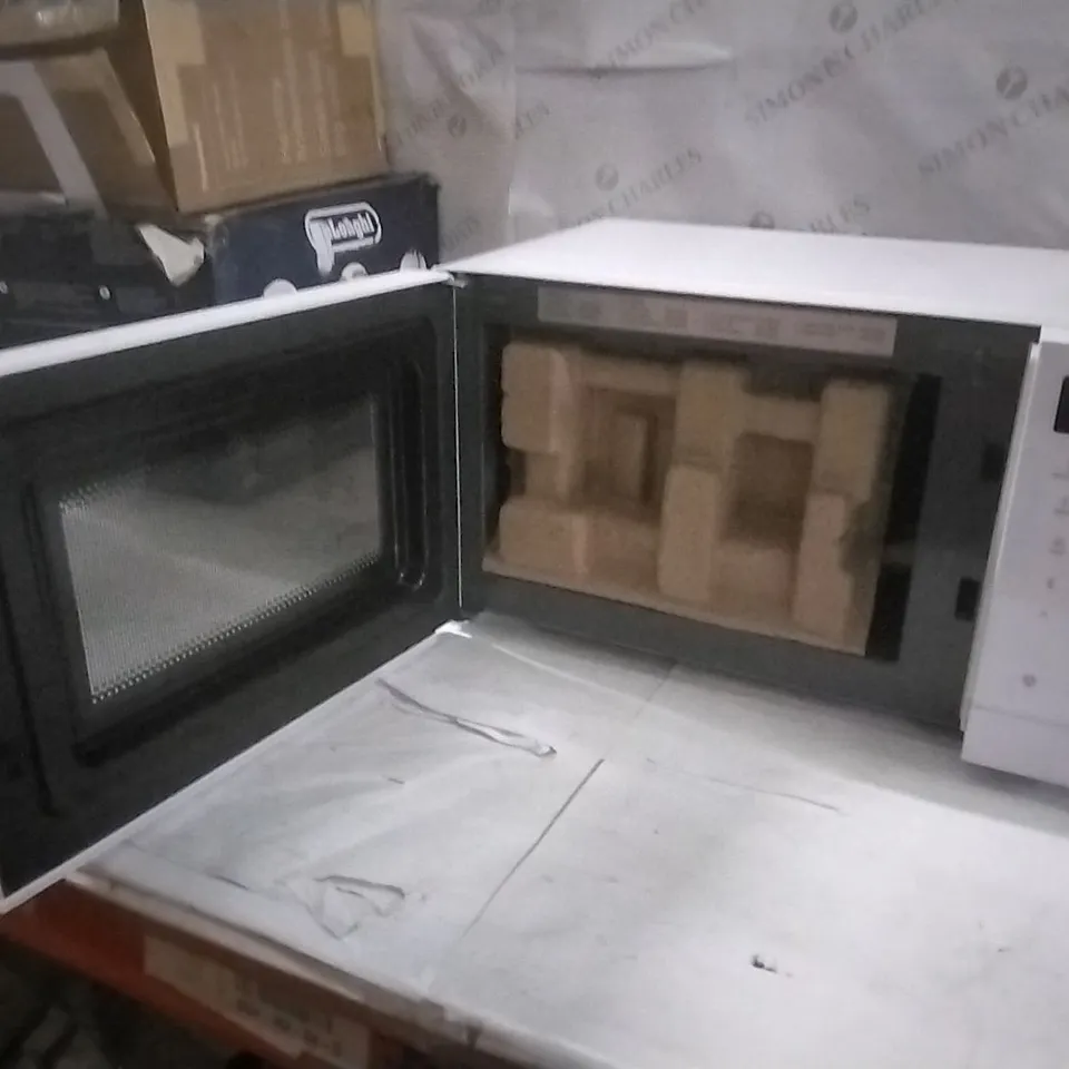 BOXED PANASONIC MICROWAVE OVEN 