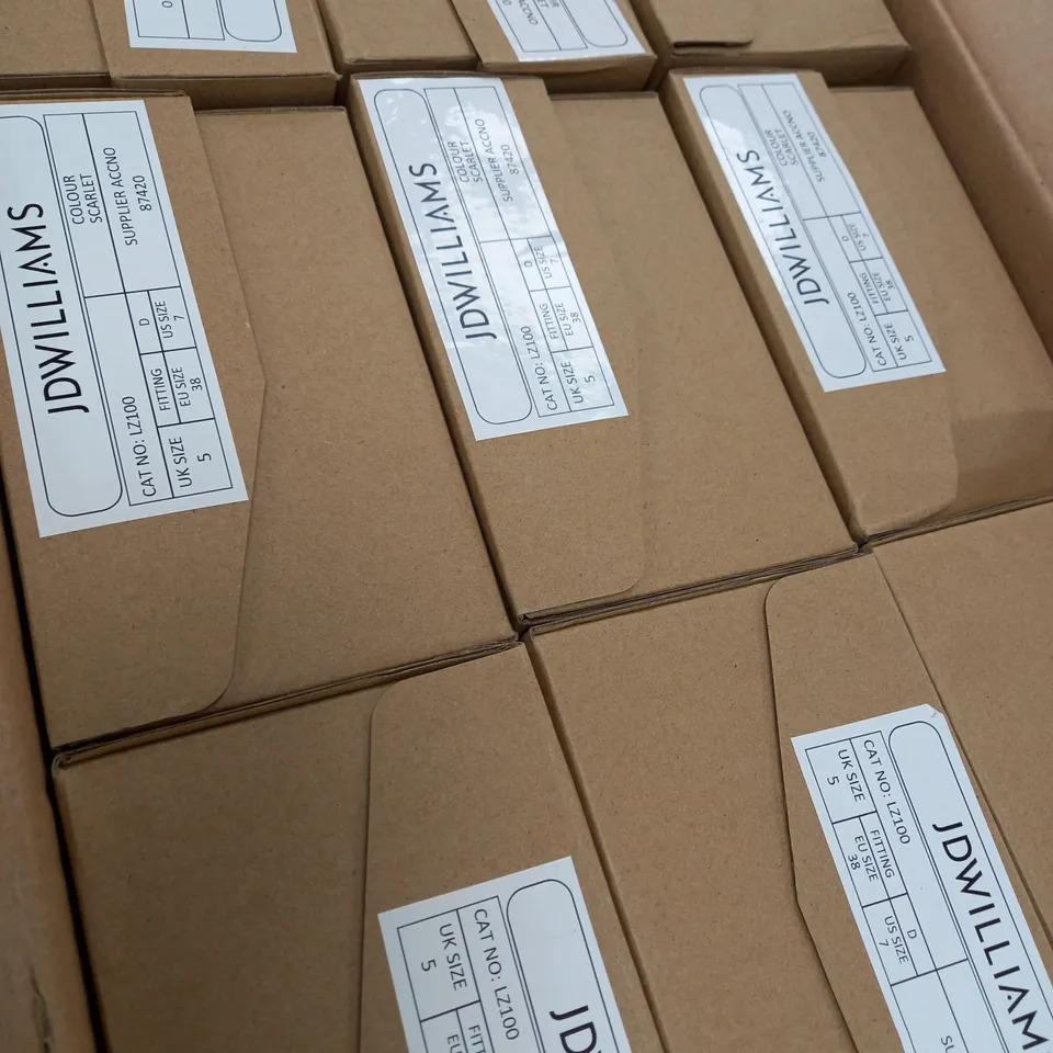 BOX OF 9 JD WILLIAMS SCARLET LOW HEELS - UK SIZE 5 