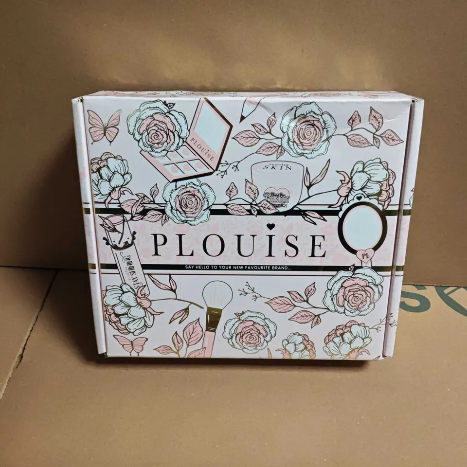 SEALED SMALL PLOUISE COSMETICS BOX SET