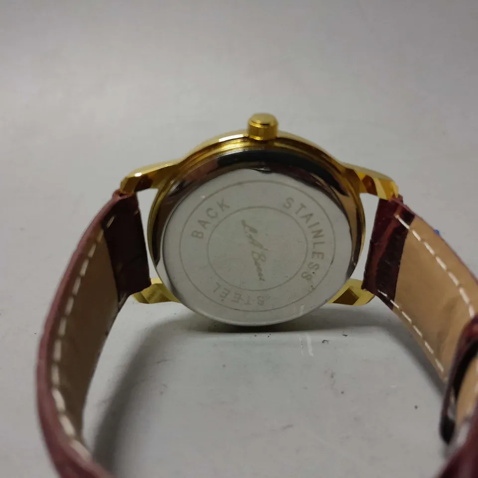 LA BANUS CHRONOGRAPH MOVEMENT LEATHER STRAP WRISTWATCH 