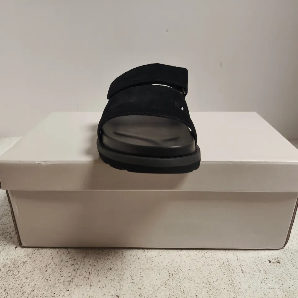 BOXED PAIR OF KURT GEIGER PALERMO BLACK SUEDE SANDALS SIZE EU 40