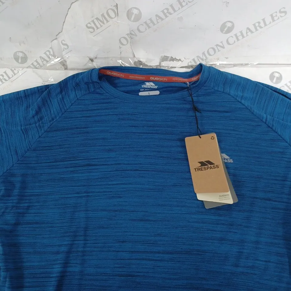 TRESPASS MALE ACTIVE TOP IN NAVY BLUE SIZE L