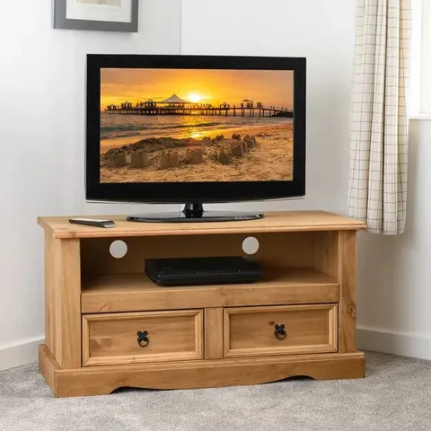 BOXED CORONA 2 DRAWER FLAT SCREEN TV UNIT - DISTRESSED WAXED PINE (1 BOX)