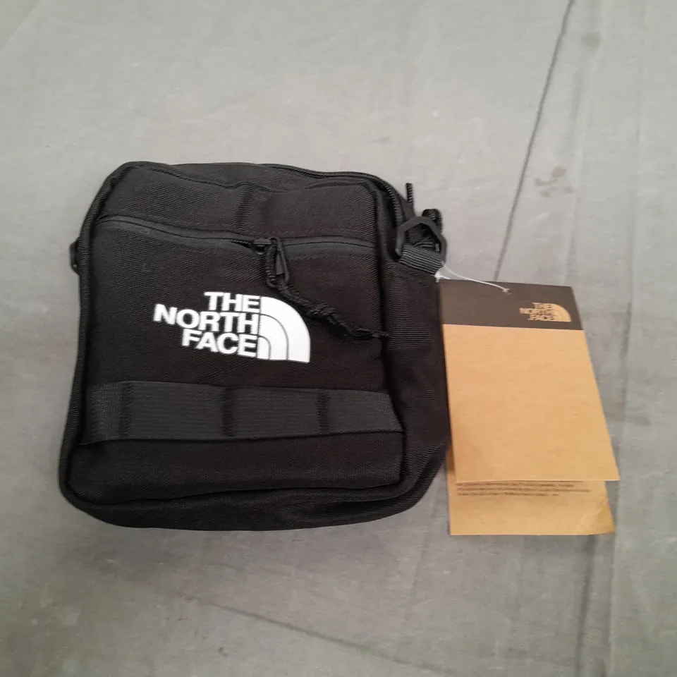 THE NORTH FACE BLACK MINI POUCH BAG