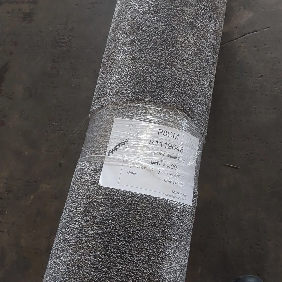 ROLL OF QUALITY GLAMOUR BASALT GREY CARPET - APPROXIMATELY 2.1 x 4m