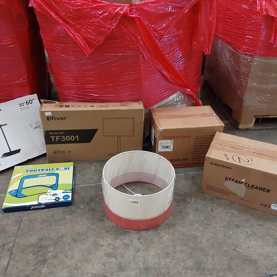 PALLET OF ASSORTED ITEMS INCLUDING: YESWELDER FLUX CORE WELDER, TV STANDS, STEAM CLEANER, LAMP SHADES, CHILDREN'S FOOTBALL GOAL