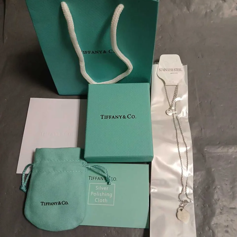 TIFFANY & CO HEART PENDANT NECKLACE - 925 STAMP