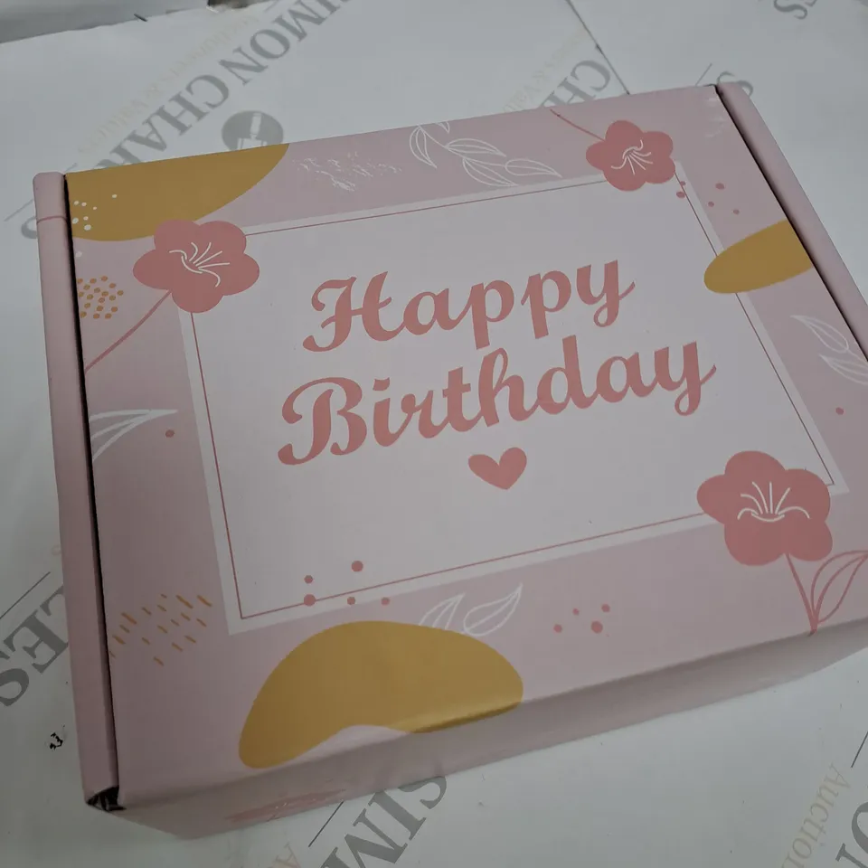 21ST HAPPY BIRTHDAY GIFT BOX TO INCLUDE CUP, CANDLE, SOCKS ETC