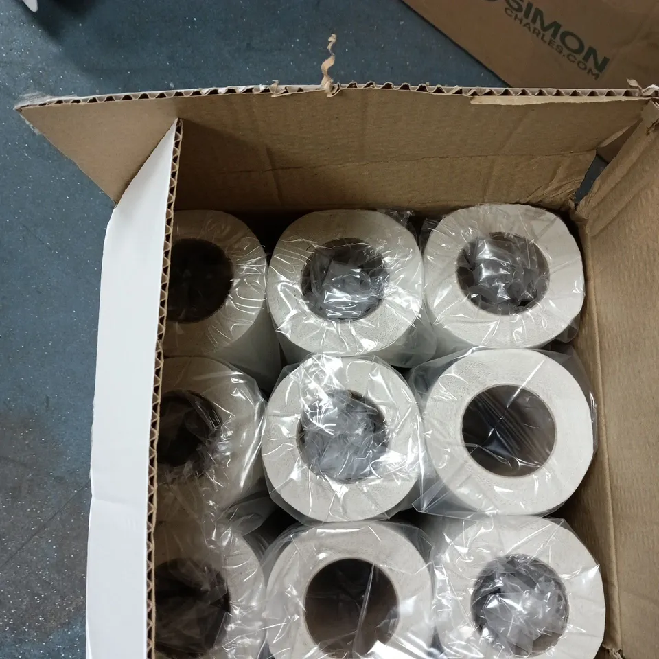 BOX OF 9 HYGIENE ROLLS 