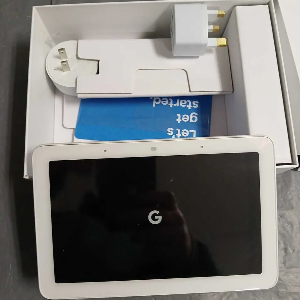 BOXED GOOGLE HOME HUB