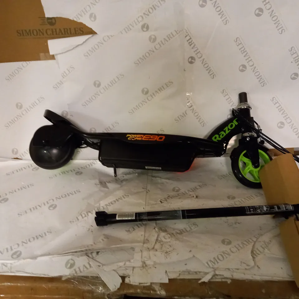 RAZOR POWERCORE E90 SCOOTER GREEN RRP £179.99