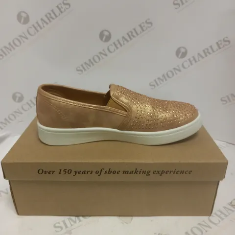 BOXED PAIR OF CUSHION WALK DIAMANTE SLIP ON SHOES IN ROSE GOLD - SIZE 5