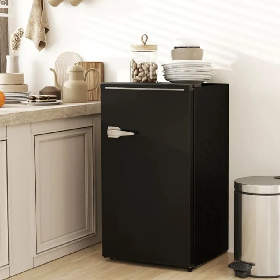 BOXED HOMCOM UNDER COUNTER FRIDGE, 85L SMALL RETRO REFRIGERATOR WITH CHILLER BOX, ADJUSTABLE THERMOSTAT, GLASS SHELVES, BLACK