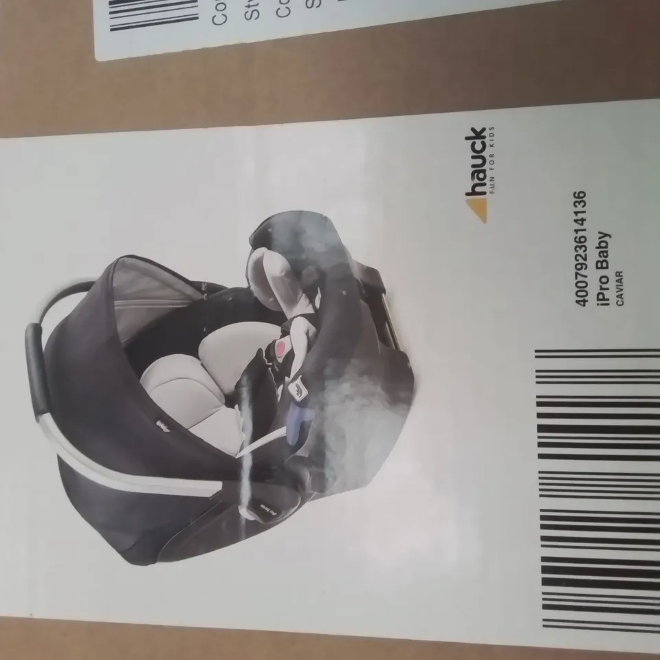 BOXED HAUCK SATURN R PUSHCHAIR TRAVEL SYSTEM (3 BOXES)