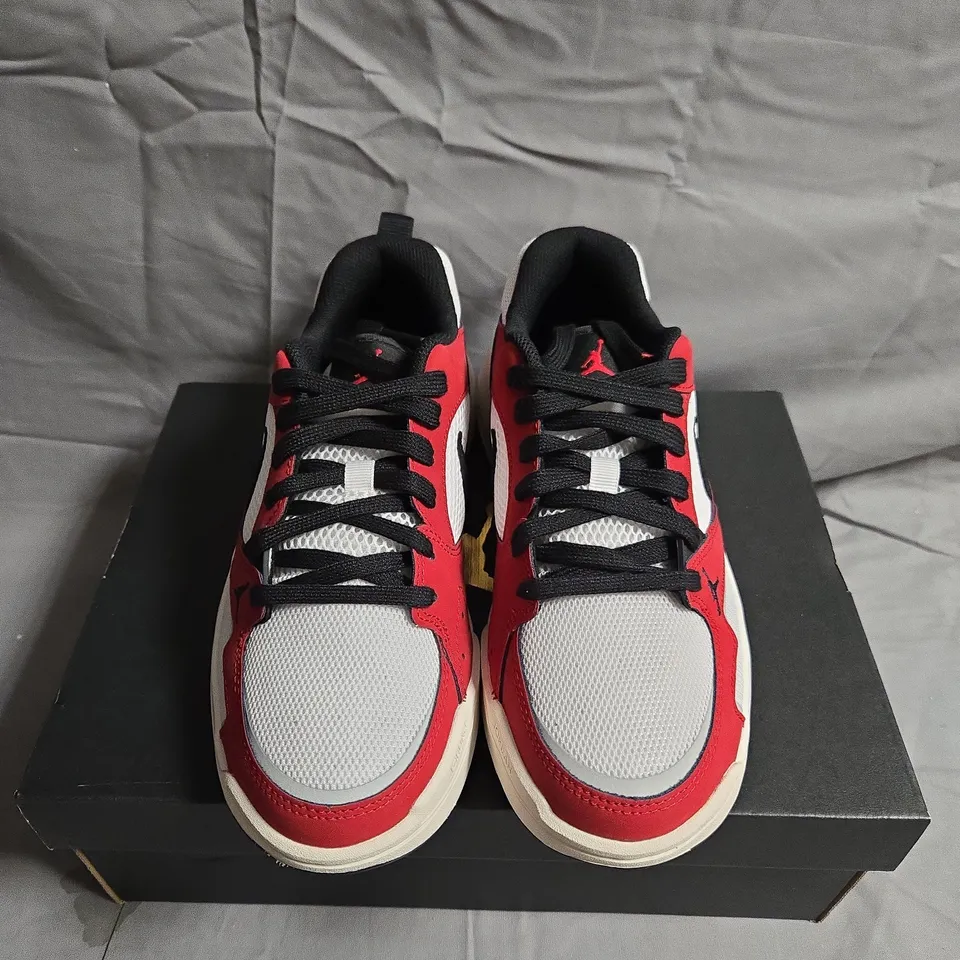 BOXED PAIR OF JORDAN CMFT ERA TRAINERS - UK SIZE 5.5 - KIDS 