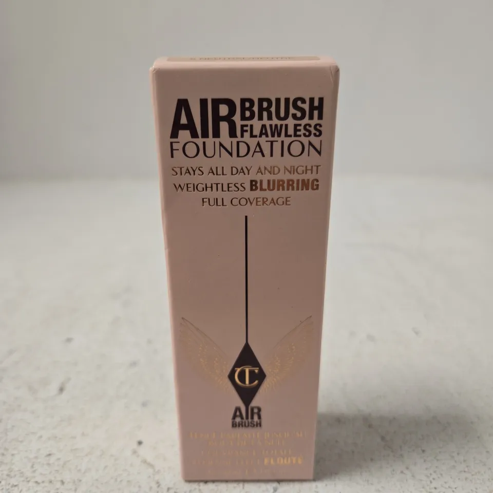 CHARLOTTE TILBURY AIRBRUSH FLAWLESS FOUNDATION – SHADE 5 NEUTRAL/NEUTRE 