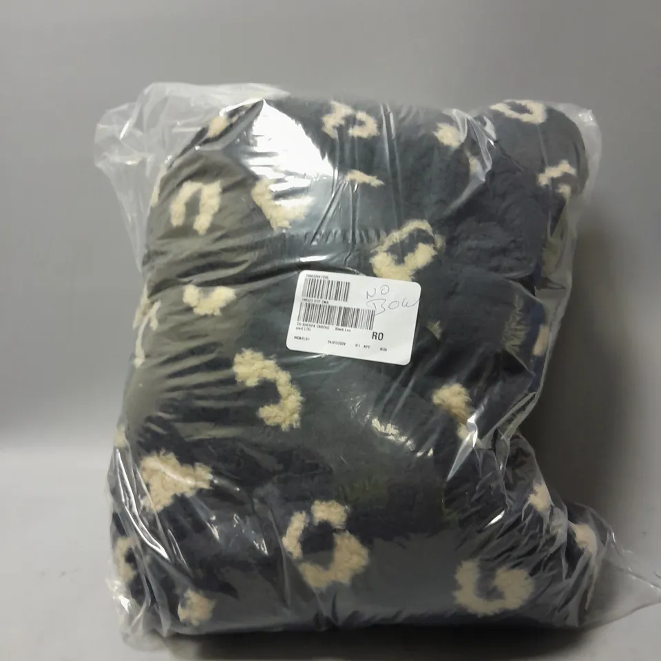 COZEE HOME OVERSIZED HOODED COATIGAN SIZE L/XL 