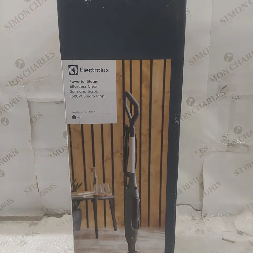 BOXED ELECTROLUX 1500W SPIN AND SCRUB STEAM MOP