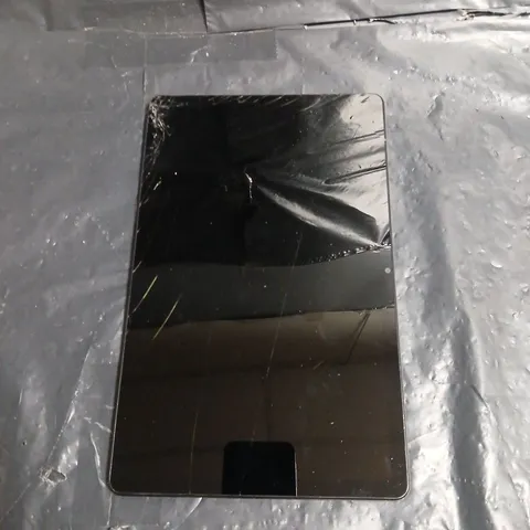 LENOVO TABLET – SILVER, DOLBY ATMOS BRANDING