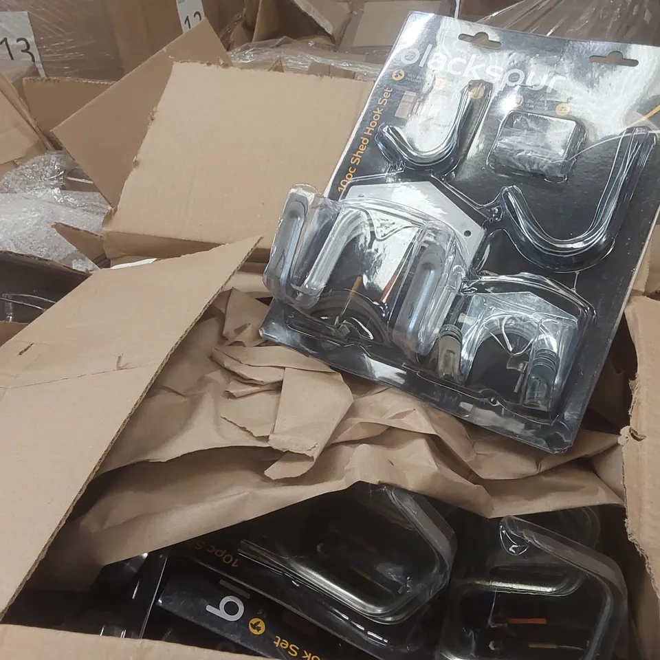 PALLET TO CONTAINING A VERY LARGE QUANTITY OF ASSORTED ITEMS INCLUDING: BLACKSPUR BUNGEE PACKS, SHED HOOKS, DUMMY CCTV CAMERA, DOOR LOCKS ECT