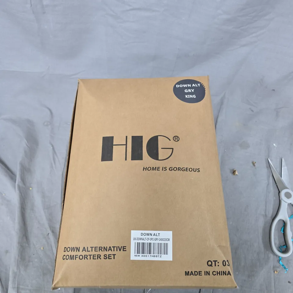 HG DOWN ALTERNATIVE COMFORTER SET – KING, GREY (HOME IS GORGEOUS)