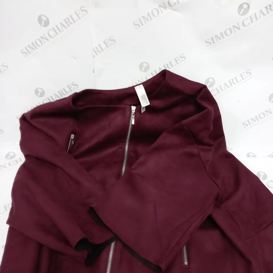 BOX OF APPROXIMATELY 20 ASSORTED CLOTHING PRODUCTS IN VARIOUS SIZES TO INCLUDE SKIRTS, JUMPERS, DRESSES ETC 